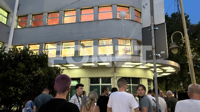 Gradonačelnik da podnese ostavku